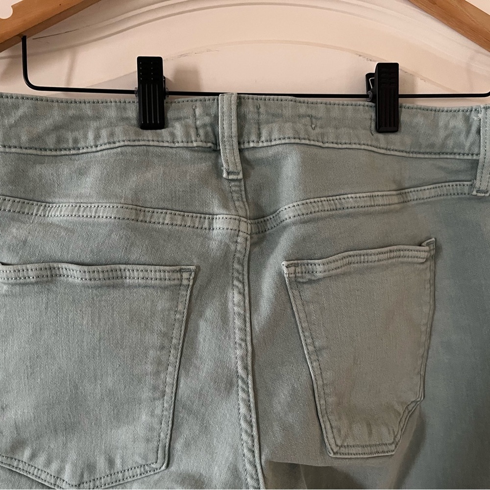 Universal Thread Mint Green Mid Rise Skinny Jeans Women’s Size 8 - Picture 3 of 16